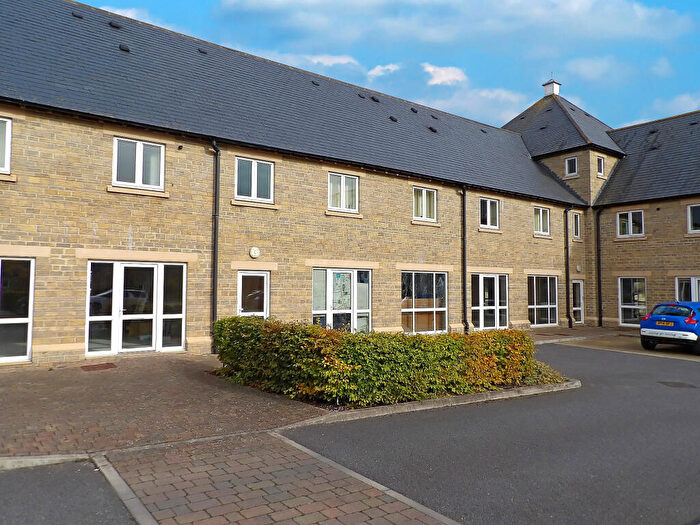 2 Bedroom Apartment To Rent In Northfield Farm Lane, Witney, Oxfordshire, OX28