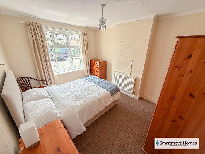 2 Bedroom Semi-Detached Bungalow For Sale In Dannah Crescent, Ripley, DE5