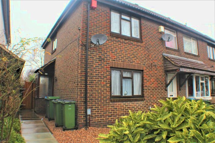 2 Bedroom Semi-Detached House To Rent In Goldfinch Road, London SE28