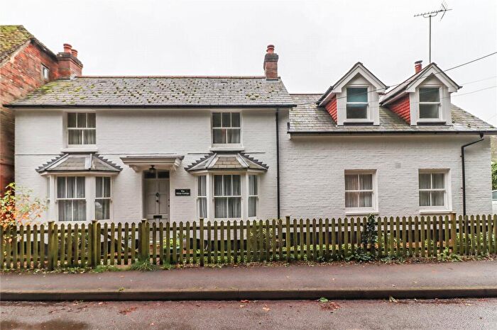 4 Bedroom Detached House For Sale In High Street, Broughton, Stockbridge, Hampshire, SO20
