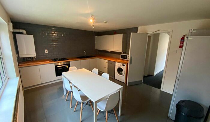 6 Bedroom Terraced House To Rent In Top Pick: Lenton: Denison Street, Gated Student House, NG7