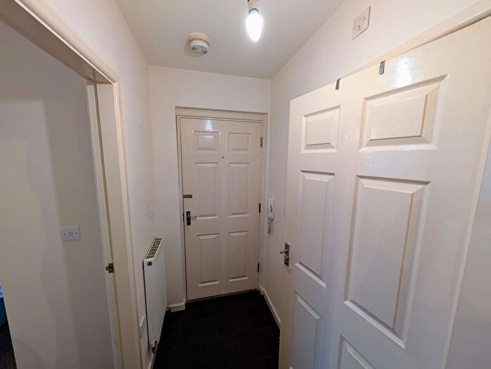 1 Bedroom Flat For Sale In Borough Way, Nuneaton, CV11