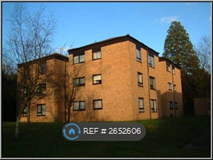 2 Bedroom Flat To Rent In Grandfield Avenue, Watford, WD17