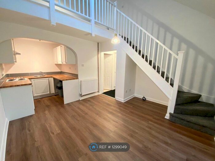 1 Bedroom Semi-Detached House To Rent In Blencowe Drive, Brackley NN13