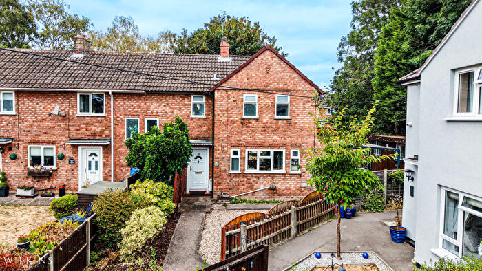3 Bedroom End Of Terrace House For Sale In Coronation Avenue, Mile Oak, Tamworth, Staffordshire, B78