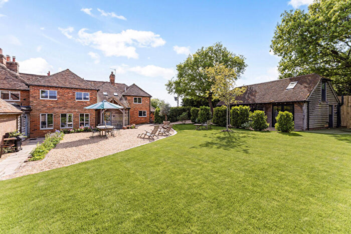 5 Bedroom Semi-Detached House For Sale In Runwick Lane, Dippenhall, Farnham, GU10