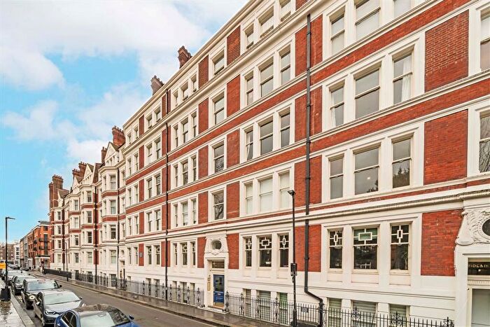 2 Bedroom Flat To Rent In Ridgmount Gardens, Fitzrovia Amp; Covent Garden, WC1E