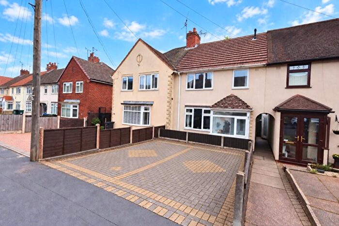 3 Bedroom Terraced House For Sale In Princess Road, Oldbury, West Midlands, B68