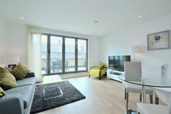 2 Bedroom Flat To Rent In Parliament Reach, Sancroft Street, SE11