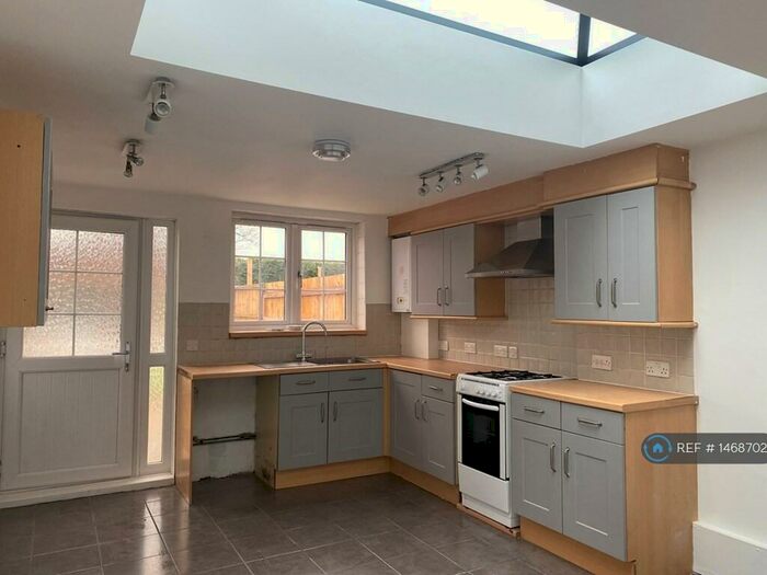 2 Bedroom Terraced House To Rent In Collingwood Road, Sutton, SM1