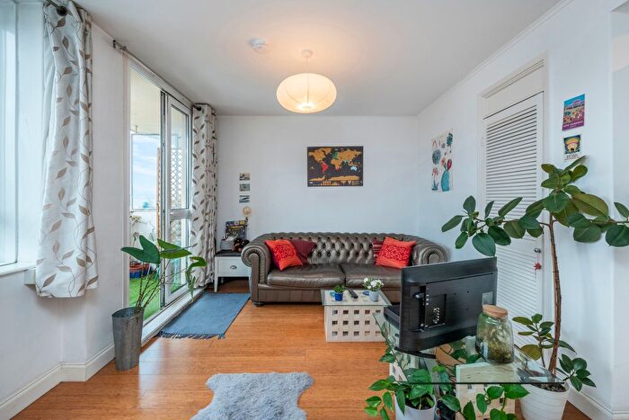 2 Bedroom Flat For Sale In Cotman House, Townshend Estate, NW8