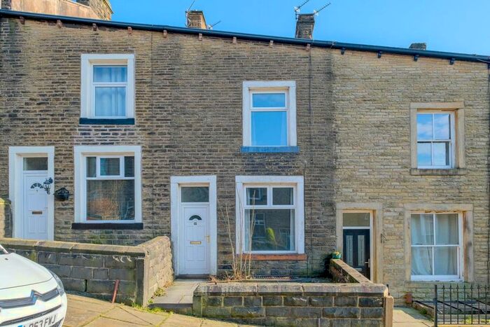 3 Bedroom Terraced House To Rent In Crabtree Street, Colne, Lancashire, BB8