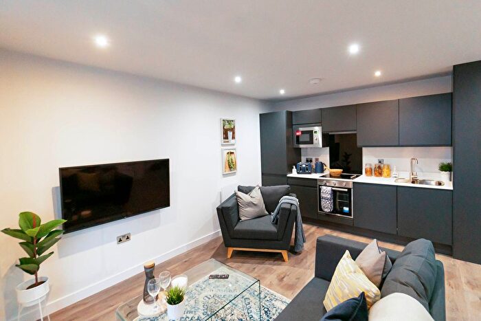 2 Bedroom Flat For Sale In Parliament Square, Liverpool, L1