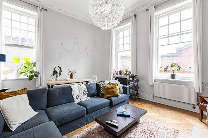 3 Bedroom Apartment To Rent In Clerkenwell Road, London, EC1M