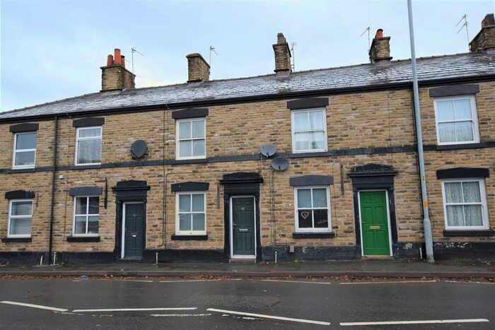 2 Bedroom Terraced House To Rent In Hurdsfield Road, Macclesfield SK10