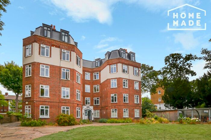 2 Bedroom Flat To Rent In Robins Court, Lambeth, SW4