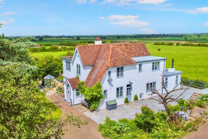 5 Bedroom Detached House For Sale In Newark Hill, Foston, NG32