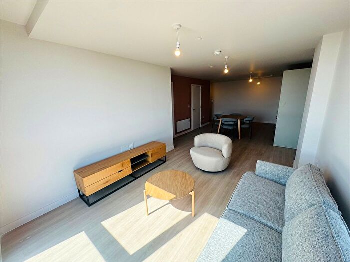 1 Bedroom Flat To Rent In Botanical Avenue, Old Trafford, Manchester, Greater Manchester, M16