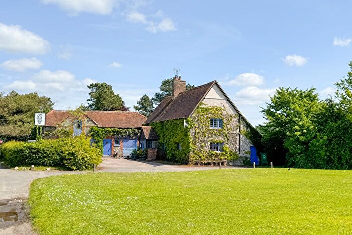 5 Bedroom Detached House For Sale In High Street, Dinton, Aylesbury, HP17