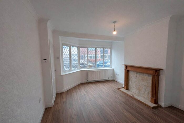 2 Bedroom Semi Detached House To Rent In Rossall Avenue, Radcliffe, M26