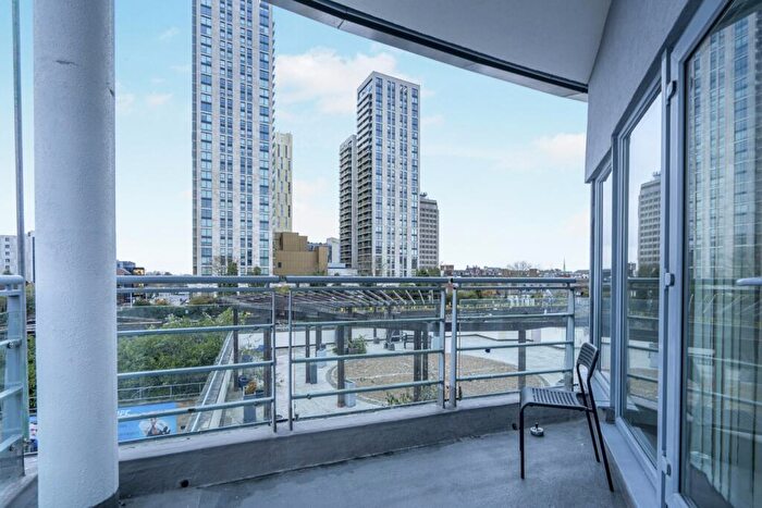 2 Bedroom Flat For Sale In Centrium, Station Approach, Woking, Surrey, GU22