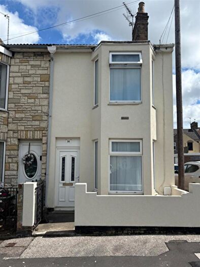 2 Bedroom House For Sale In Southwell Road, Lowestoft, NR33