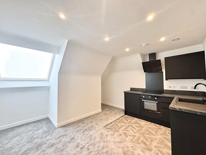 2 Bedroom Apartment To Rent In Tower Ramparts, Ipswich, IP1