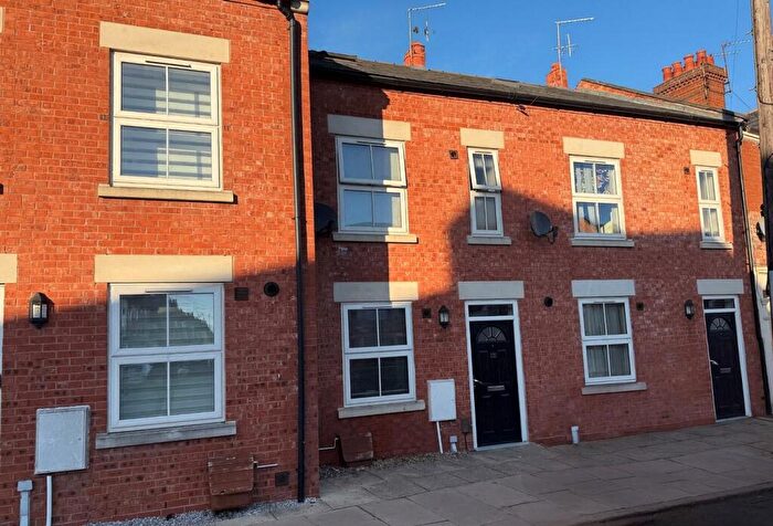 3 Bedroom Terraced House For Sale In Adnitt Road, Abington, Northampton, NN1