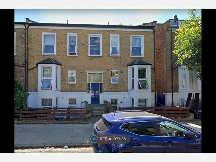2 Bedroom Flat To Rent In Forest Rd, London, E8