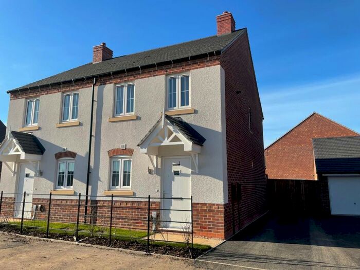 2 Bedroom House To Rent In Drooper Drive, Trinity Field, CV37