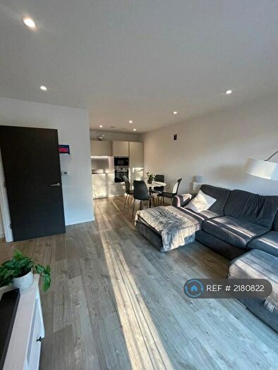 2 Bedroom Flat To Rent In Purbeck Gardens, London, SE26