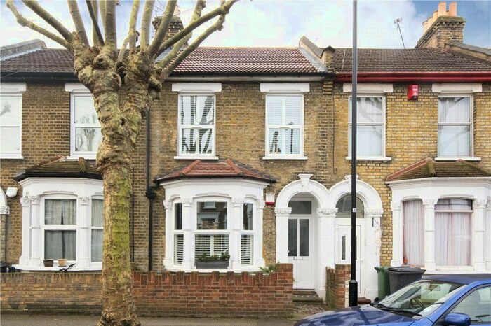 3 Bedroom Terraced House To Rent In Malvern Road, Leytonstone, London, E11