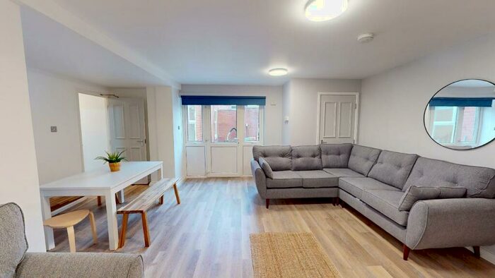 6 Bedroom Flat To Rent In Osborne Road, NE2