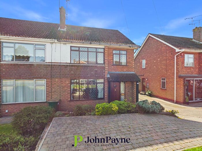 3 Bedroom Semi Detached House For Sale In Upper Eastern Green Lane, Eastern Green, Coventry, CV5