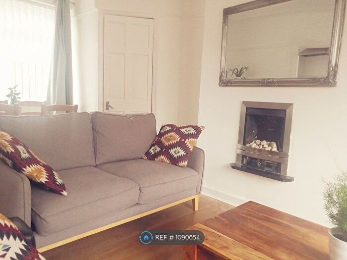 2 Bedroom End Terrace House To Rent In Northumberland Street, Liverpool, L8