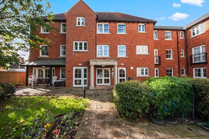 2 Bedroom Retirement Property For Sale In Roper Road, Canterbury, CT2