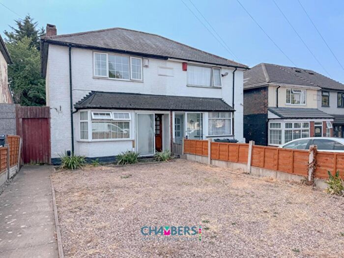 3 Bedroom Semi-Detached House For Sale In Burney Lane, Birmingham, B8