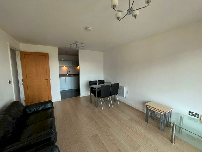 2 Bedroom Apartment To Rent In Victoria Wharf, Watkiss Way, Cardiff, CF11