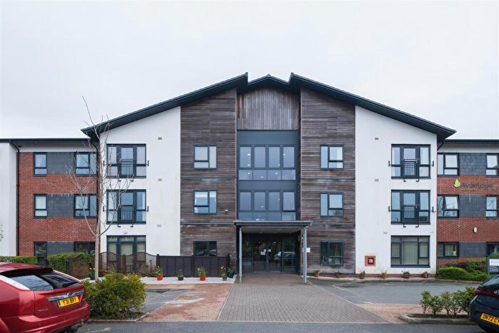 2 Bedroom Apartment For Sale In Hambleton Way, Winsford, CW7