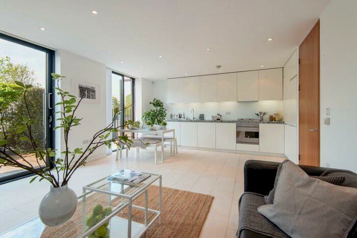 2 Bedroom Flat To Rent In Oval Road, Primrose Hill, NW1
