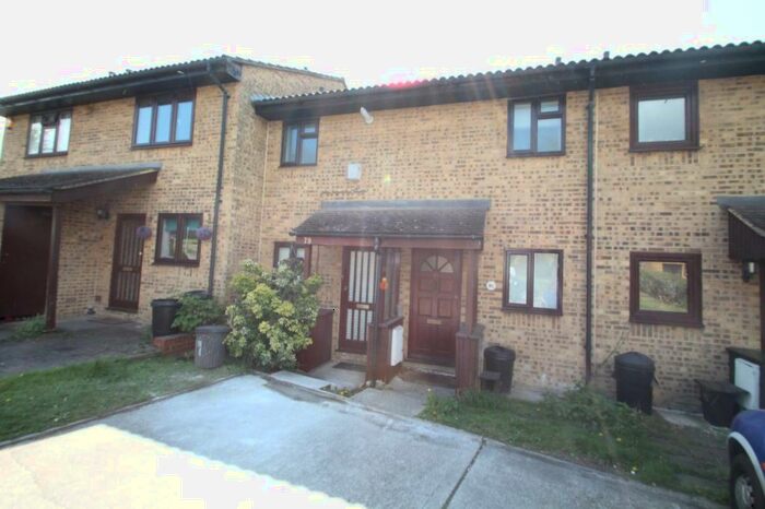 1 Bedroom Terraced House To Rent In Sandpiper Way, Orpington, BR5