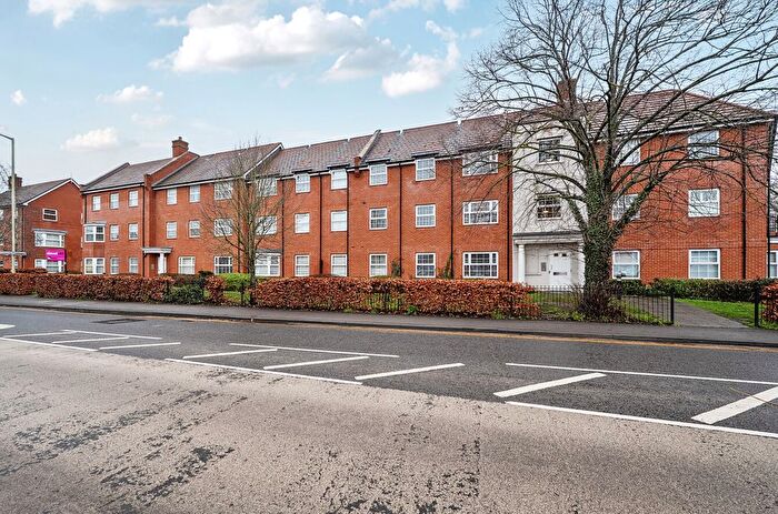 2 Bedroom Flat For Sale In Ashville Way, Wokingham, Berkshire, RG41