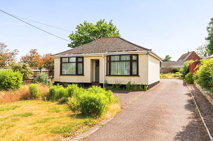 2 Bedroom Detached Bungalow For Sale In Bury St. Edmunds, Suffolk, IP33