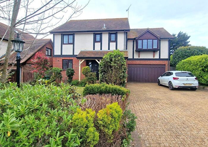 4 Bedroom Detached House For Sale In Nansen Close, Bembridge, Isle Of Wight, PO35