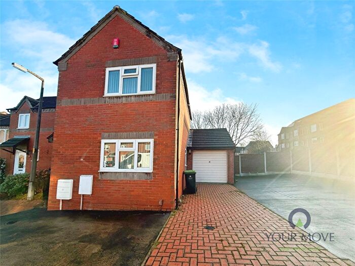 2 Bedroom Semi Detached House To Rent In Alexandra Way, Tividale, Oldbury, West Midlands, B69