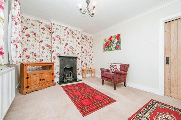 2 Bedroom End Of Terrace House For Sale In Clacton Road, Little Oakley, Harwich, CO12