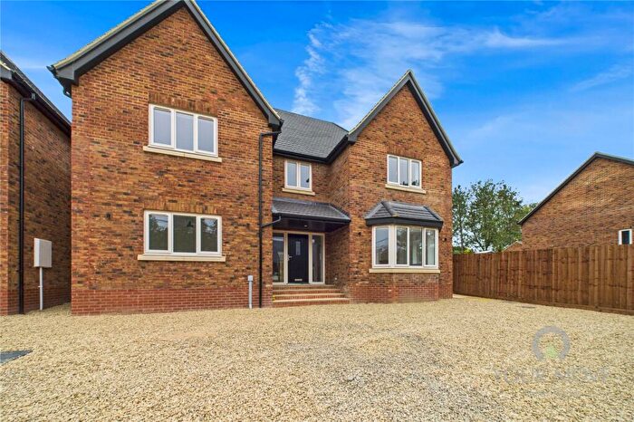 5 Bedroom Detached House For Sale In Brooks Road, Raunds, Wellingborough, Northamptonshire, NN9