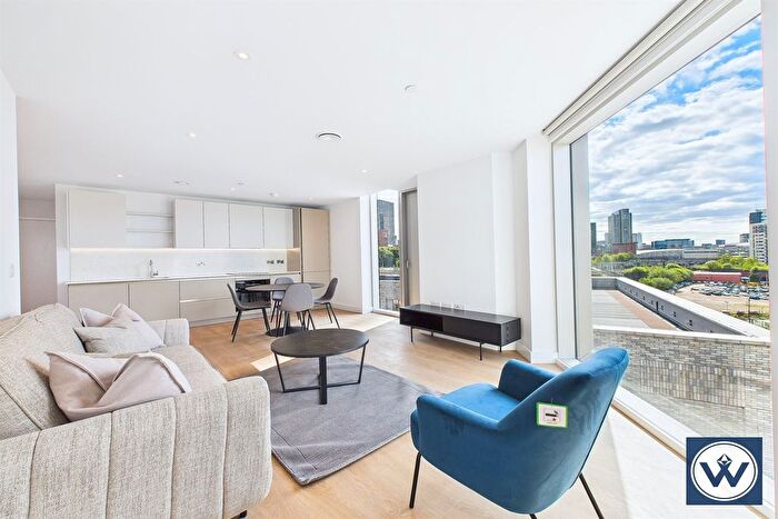 2 Bedroom Flat To Rent In Park View, Dantzic Street, M4