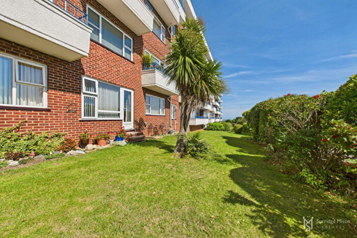 3 Bedroom Flat For Sale In Cliff Road, Meads, Eastbourne, East Sussex, BN20