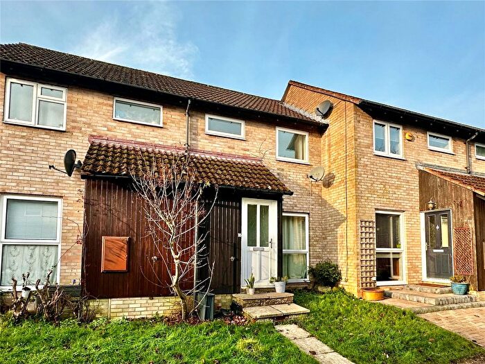 2 Bedroom Terraced House For Sale In Bankview, Lymington, Hampshire, SO41